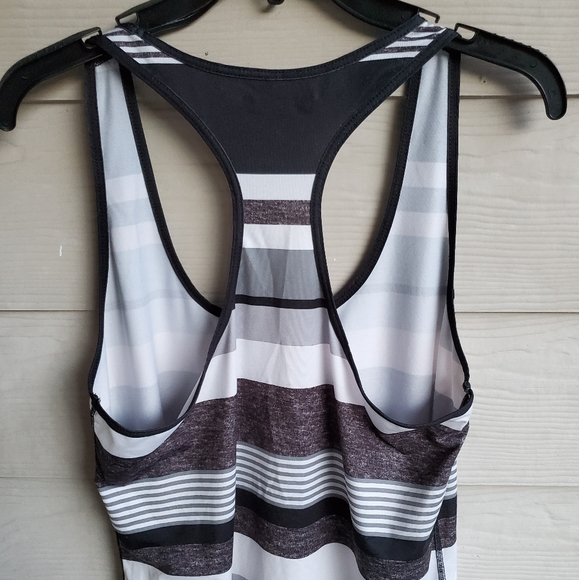 Xersion Monochromatic Black & White Grey-scale Striped Racerback Tank Top - Picture 13 of 16